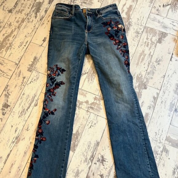 Driftwood Denim - Picture 1 of 5